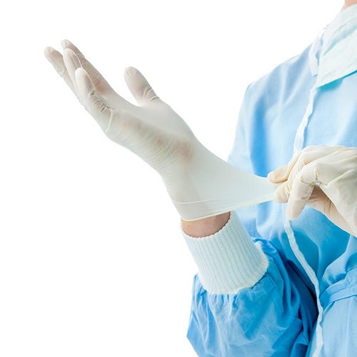 Manusi chirurgicale sterile latex usor pudrate marimea 6